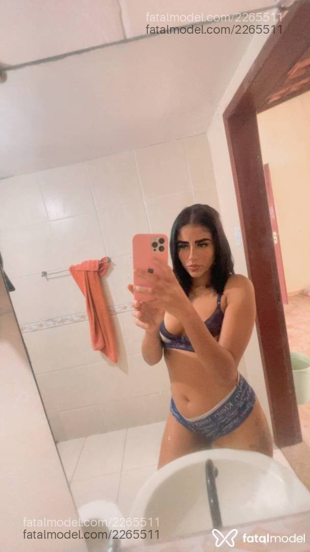 Acompanhante mulher morena (o) de olhos castanhos - Aline