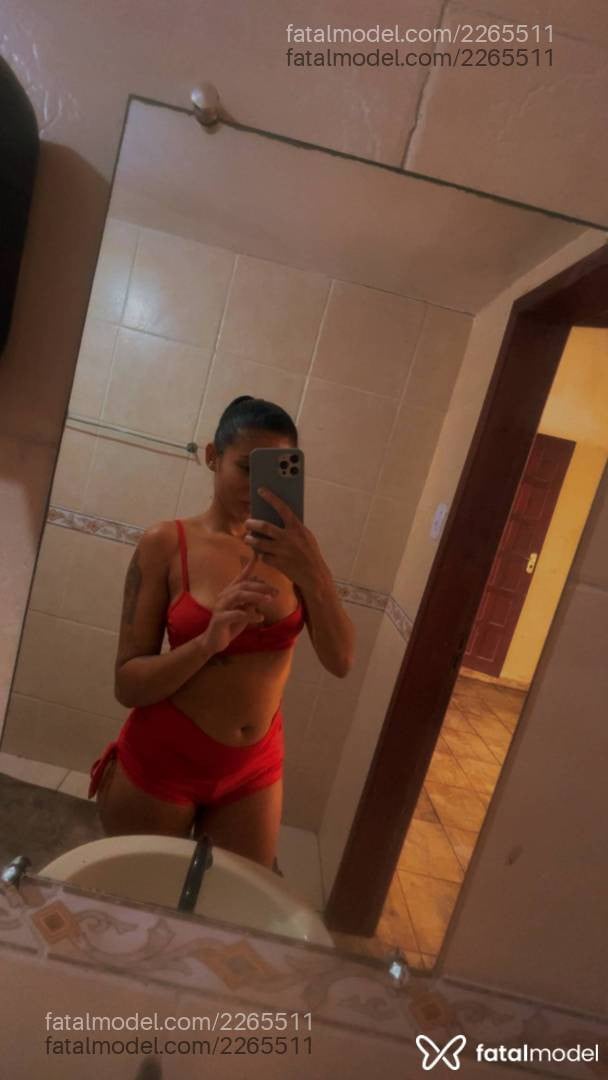 Acompanhante mulher morena (o) de olhos castanhos - Aline