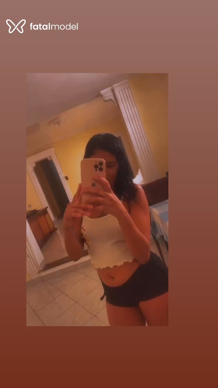 Acompanhante mulher morena (o) de olhos castanhos - Aline