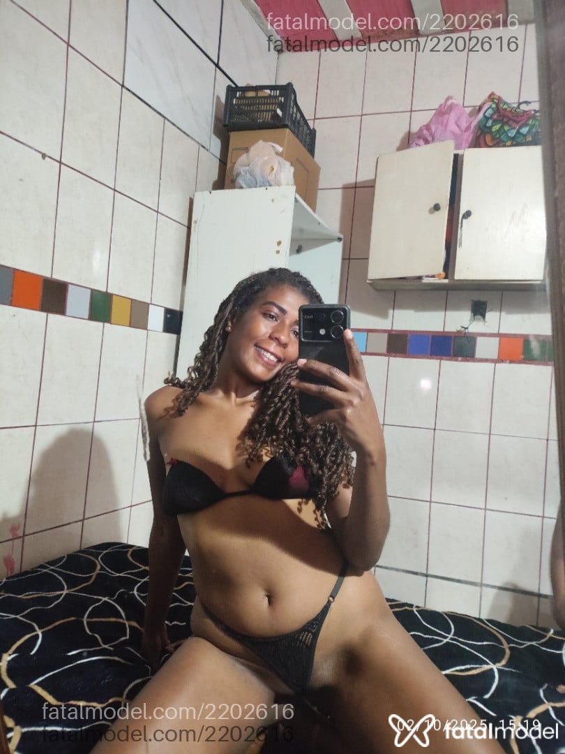 Acompanhante mulher com cabelo castanho de olhos castanhos em Contagem - Nathyele