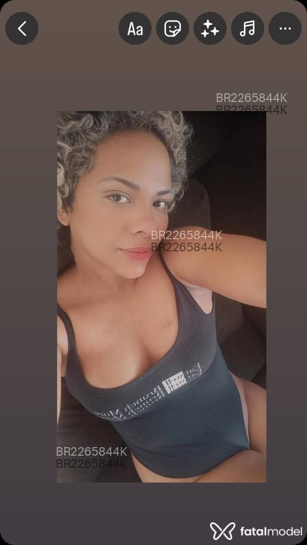 Acompanhante mulher morena (o) de olhos castanhos em Virtual Acompanhante mulher morena (o) de olhos castanhos em Virtual - Nathyparaense
