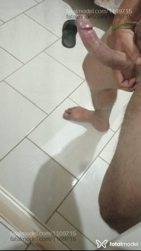 Acompanhante homem com cabelo castanho de olhos castanhos em Luís Eduardo Magalhães Acompanhante homem com cabelo castanho de olhos castanhos em Luís Eduardo Magalhães - Bahiadelicia