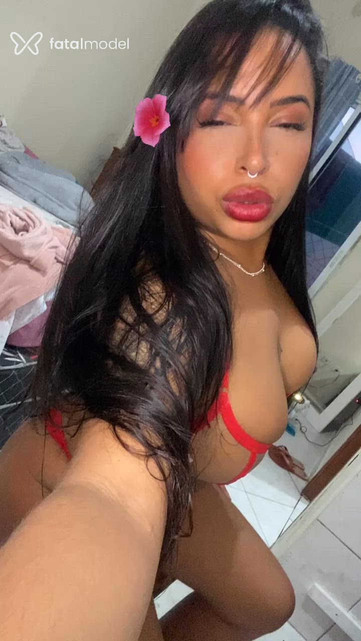 Acompanhante mulher morena (o) de olhos castanhos - Mimi Morena