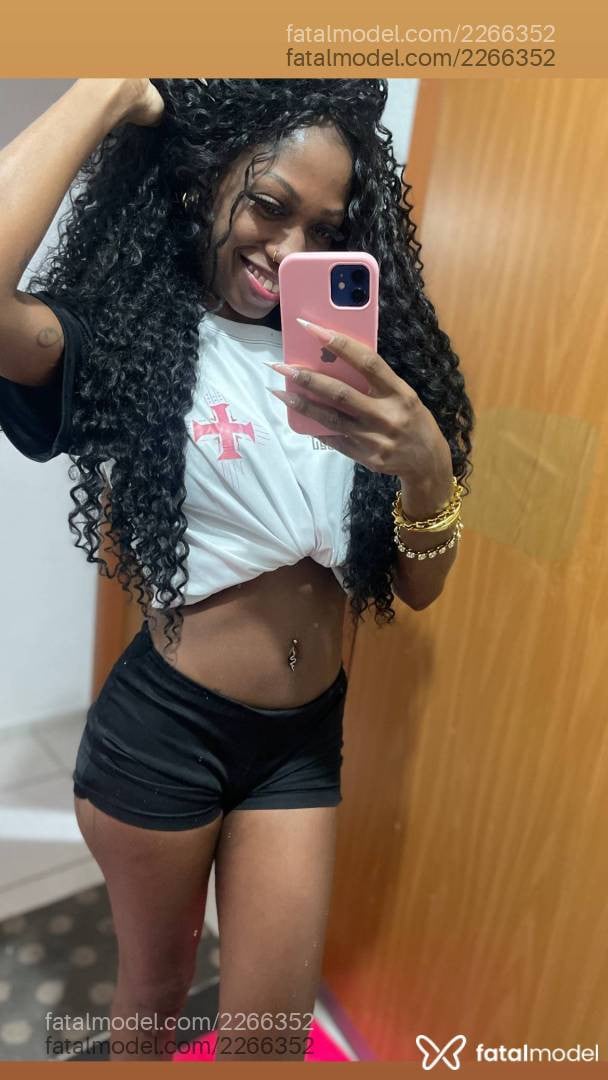 Acompanhante mulher morena (o) de olhos castanhos em Uberlândia - Julia