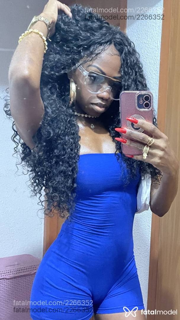Acompanhante mulher morena (o) de olhos castanhos em Governador Valadares - Julia