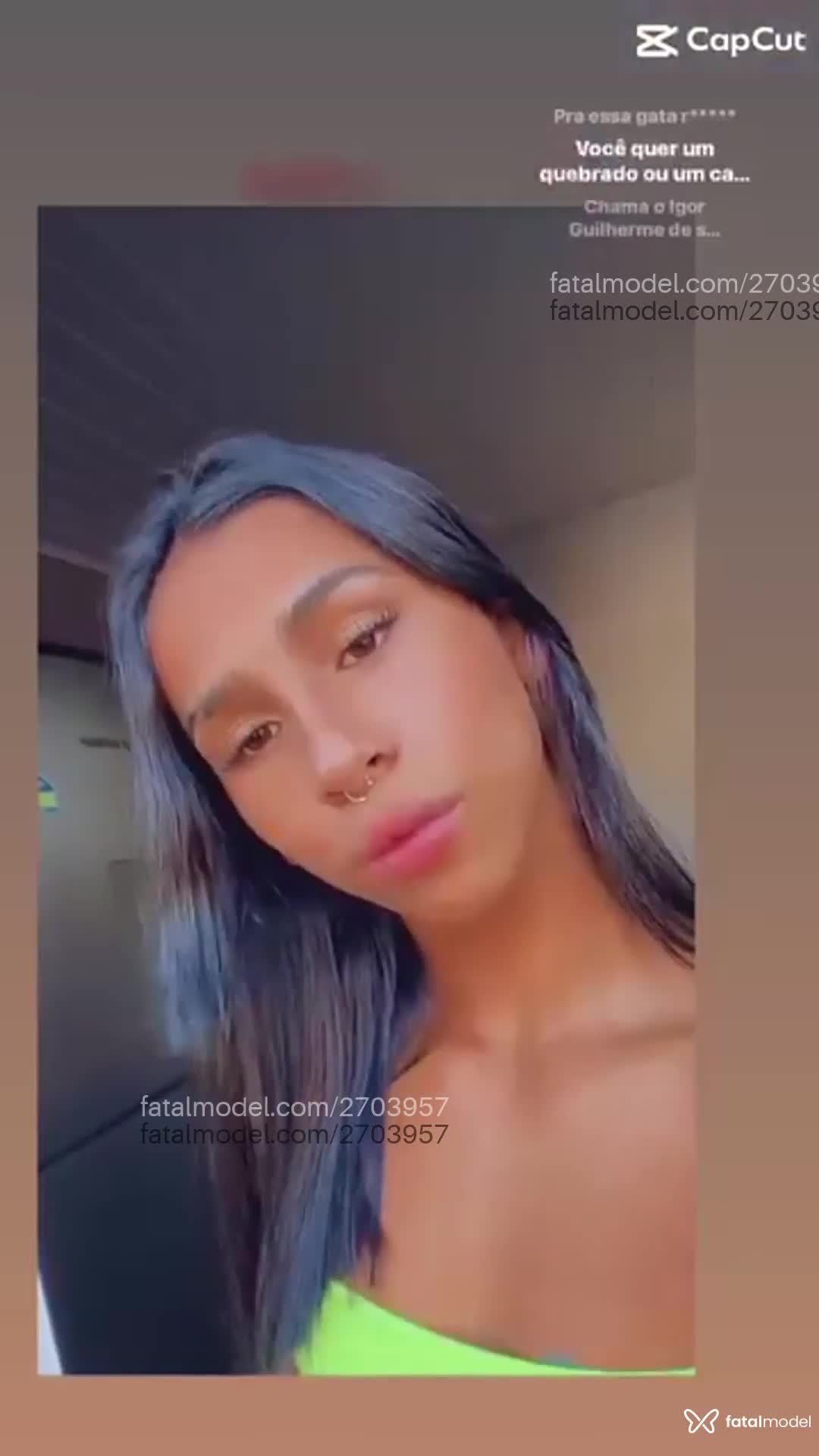 Acompanhante mulher trans morena (o) de olhos castanhos em Santos - María
