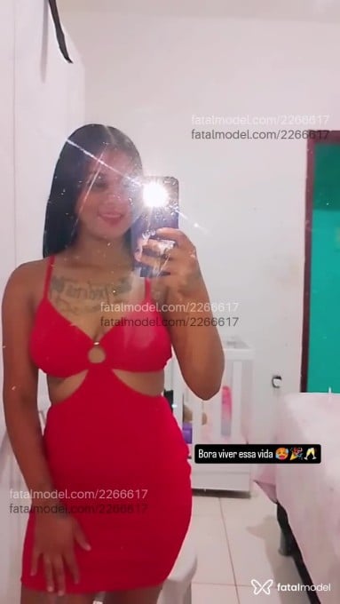 Acompanhante mulher morena (o) de olhos castanhos em Uberlândia Acompanhante mulher morena (o) de olhos castanhos em Uberlândia - Morena
