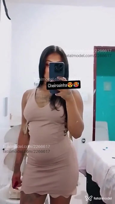 Acompanhante mulher morena (o) de olhos castanhos em Uberlândia Acompanhante mulher morena (o) de olhos castanhos em Uberlândia - Morena