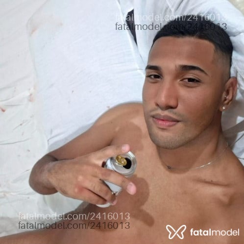 Acompanhante homem morena (o) de olhos castanhos em Pirapozinho - Tiago Santos
