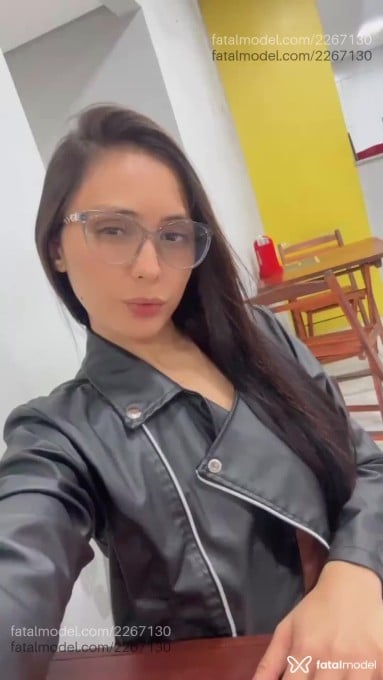 Acompanhante mulher morena (o) de olhos castanhos em Juazeiro do Norte - Lavínia Delmont