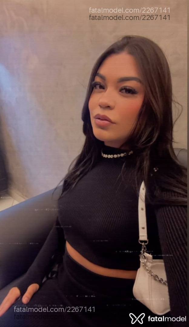 Acompanhante mulher morena (o) de olhos castanhos - Lorena