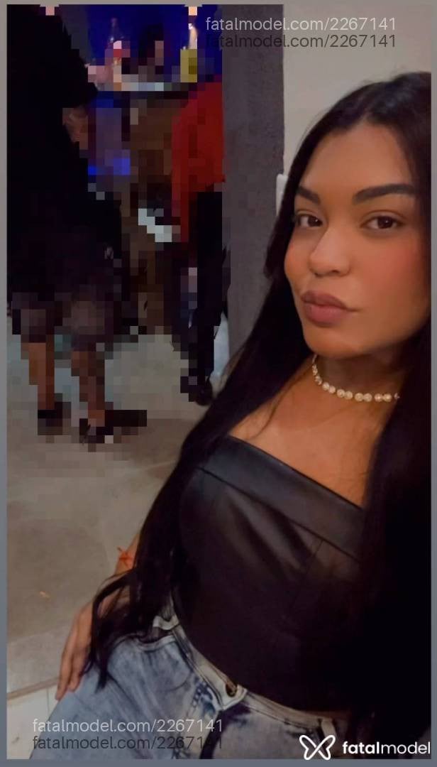 Acompanhante mulher morena (o) de olhos castanhos - Lorena