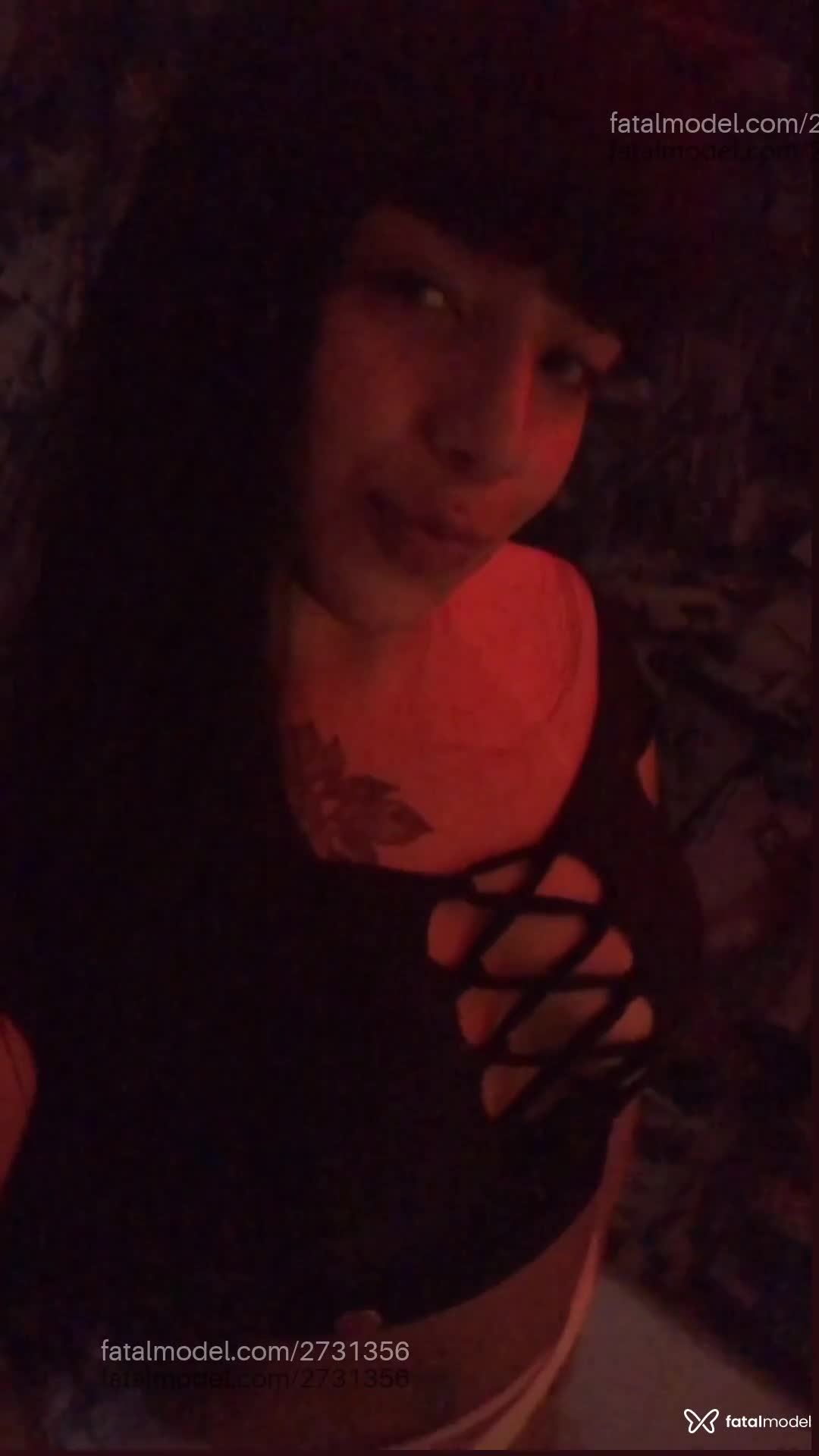 Acompanhante mulher morena (o) de olhos pretos em Torres Acompanhante mulher morena (o) de olhos pretos em Torres - Thai Muniz