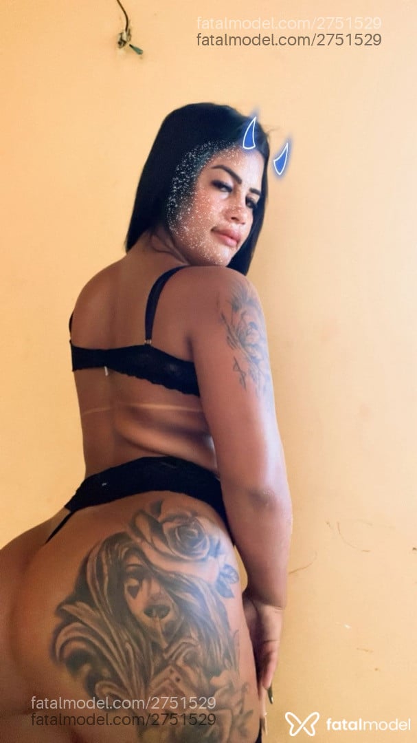 Acompanhante mulher trans loira (o) de olhos castanhos em Xinguara - Vitória