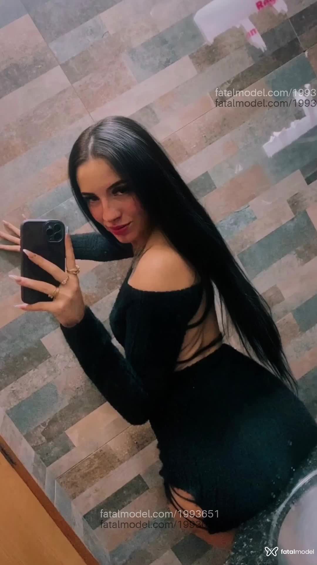 Acompanhante mulher ruiva (o) de olhos castanhos em Não-Me-Toque Acompanhante mulher ruiva (o) de olhos castanhos em Não-Me-Toque - Kimberly