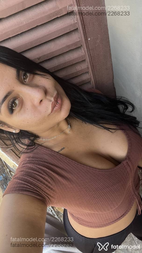 Acompanhante mulher morena (o) de olhos verdes - Cecíliadorj