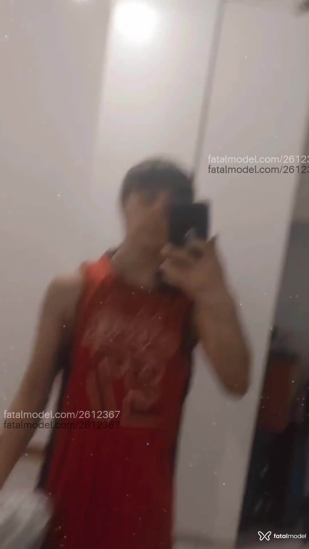 Acompanhante homem com cabelo castanho de olhos castanhos em São José dos Campos - Lucas