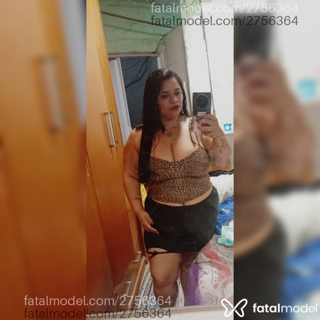 Acompanhante mulher morena (o) de olhos mel - Karoline Acompanhante mulher morena (o) de olhos mel - Karoline
