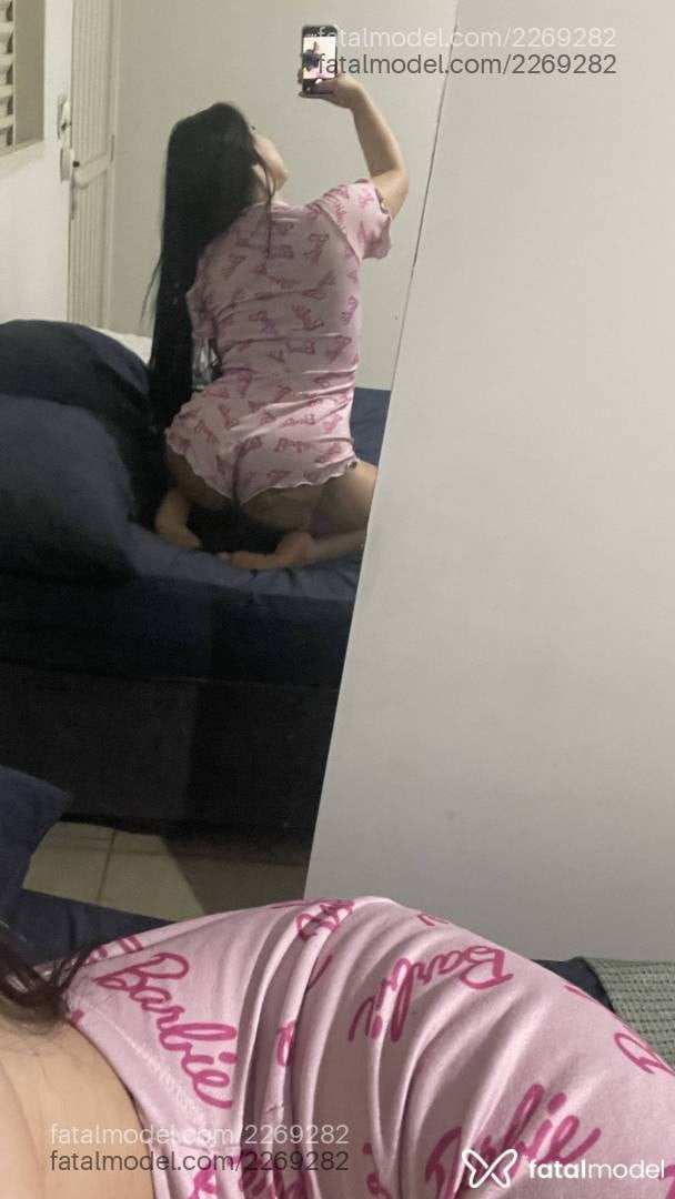Acompanhante mulher morena (o) de olhos castanhos - Yasmin