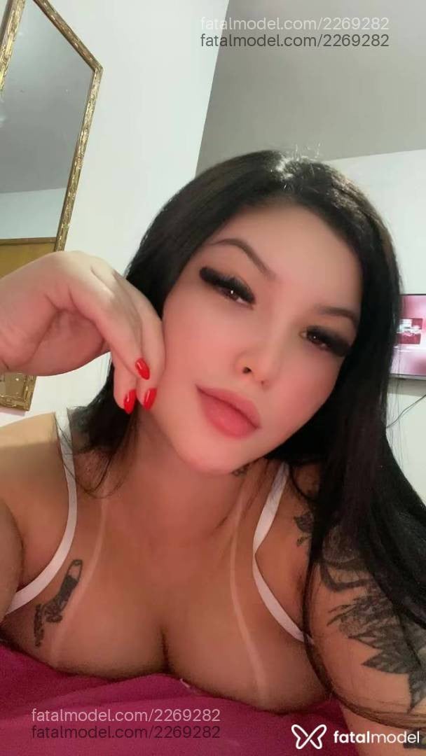 Acompanhante mulher morena (o) de olhos castanhos - Yasmin