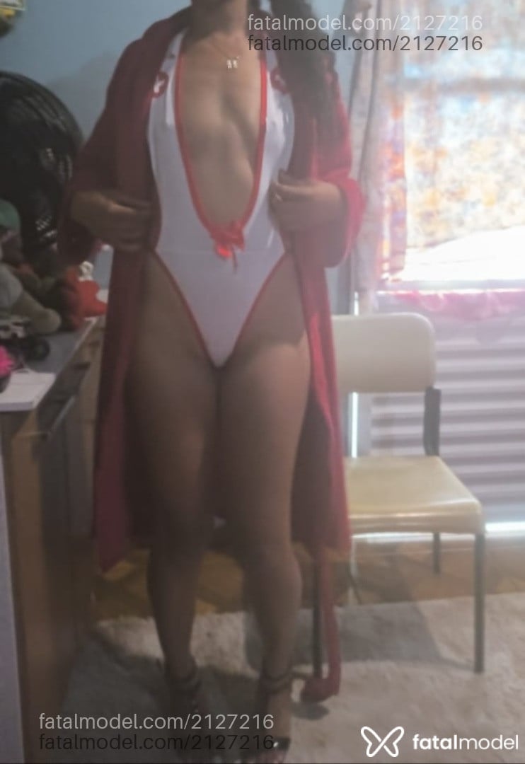 Acompanhante mulher com cabelo castanho de olhos castanhos em Osasco - Laura
