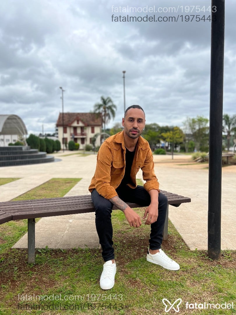 Acompanhante homem morena (o) de olhos castanhos em Videira - Daniel Cantarelli