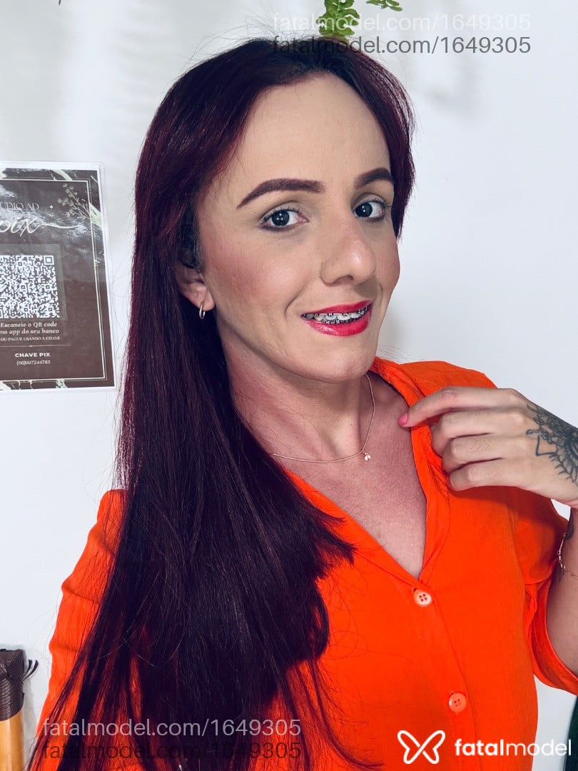 Acompanhante mulher trans ruiva (o) de olhos castanhos em Matupá - Andressa