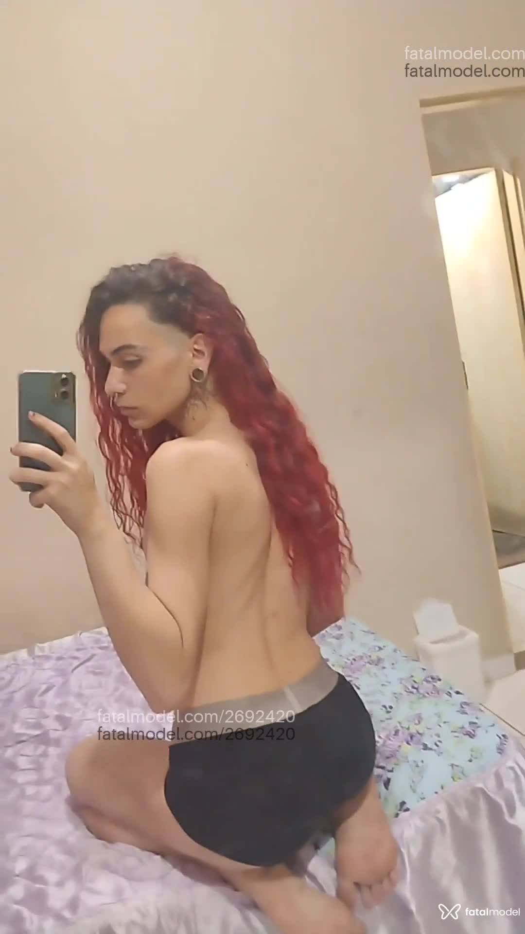 Acompanhante mulher trans ruiva (o) de olhos pretos em Belo Horizonte - Maah