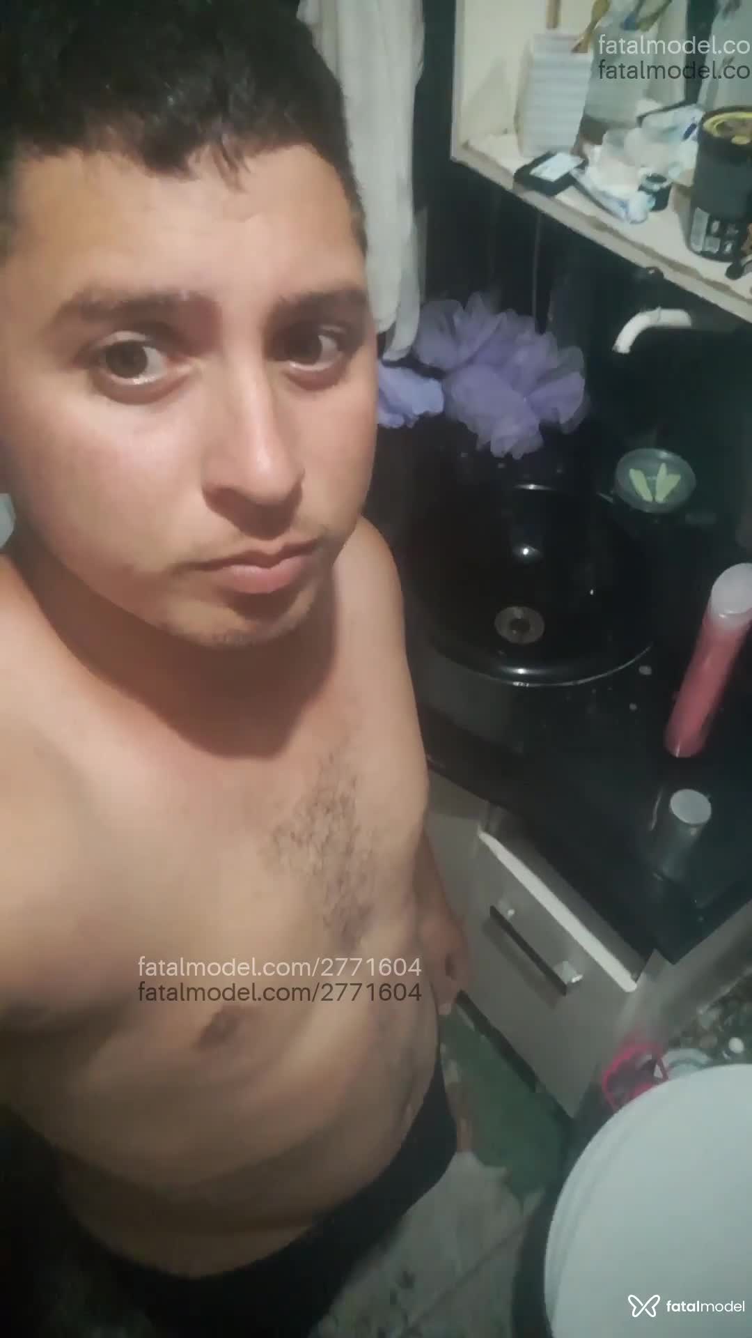 Acompanhante homem morena (o) de olhos castanhos em São Leopoldo Acompanhante homem morena (o) de olhos castanhos em São Leopoldo - Lucas