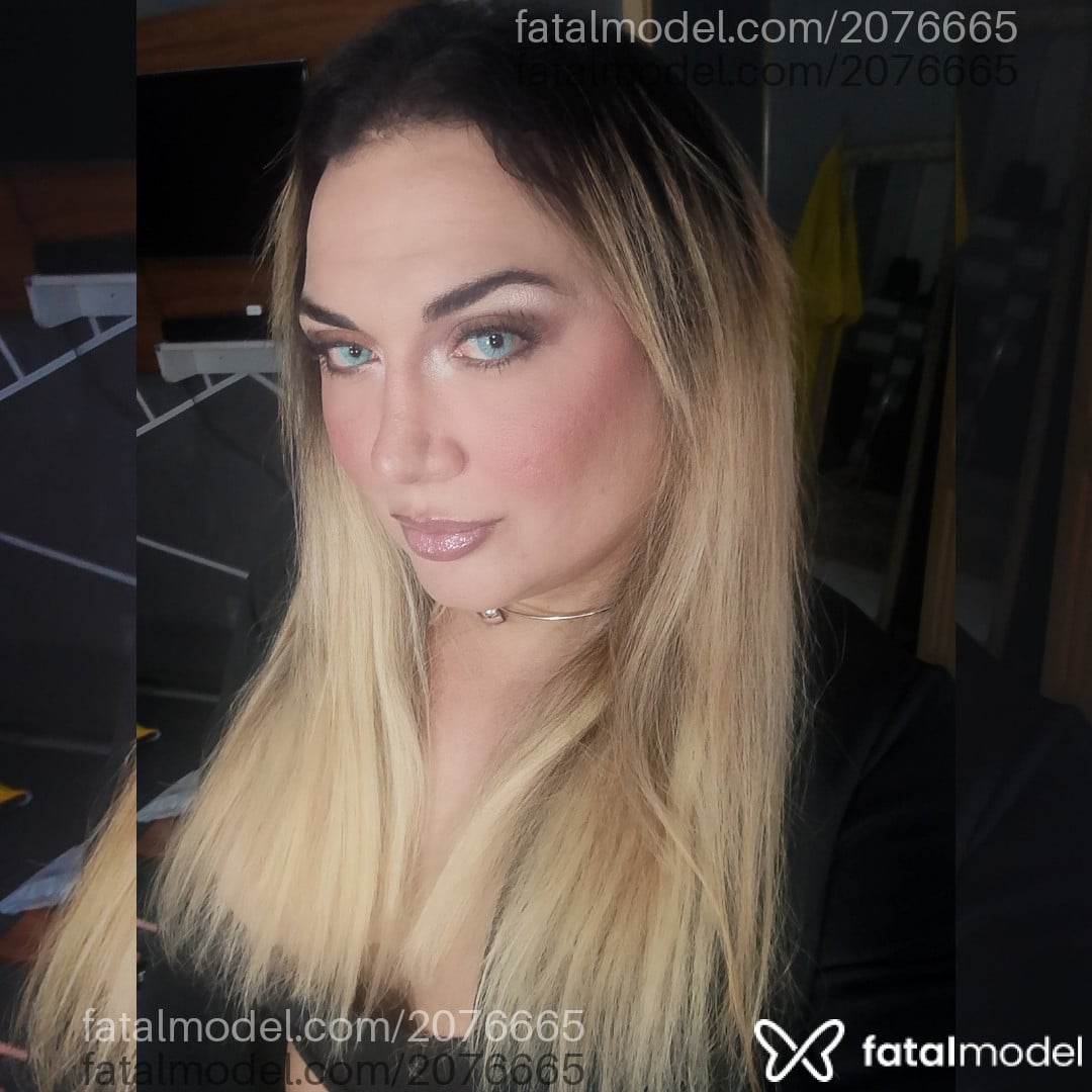 Acompanhante mulher trans loira (o) de olhos mel em Fortaleza - Ariana Santos