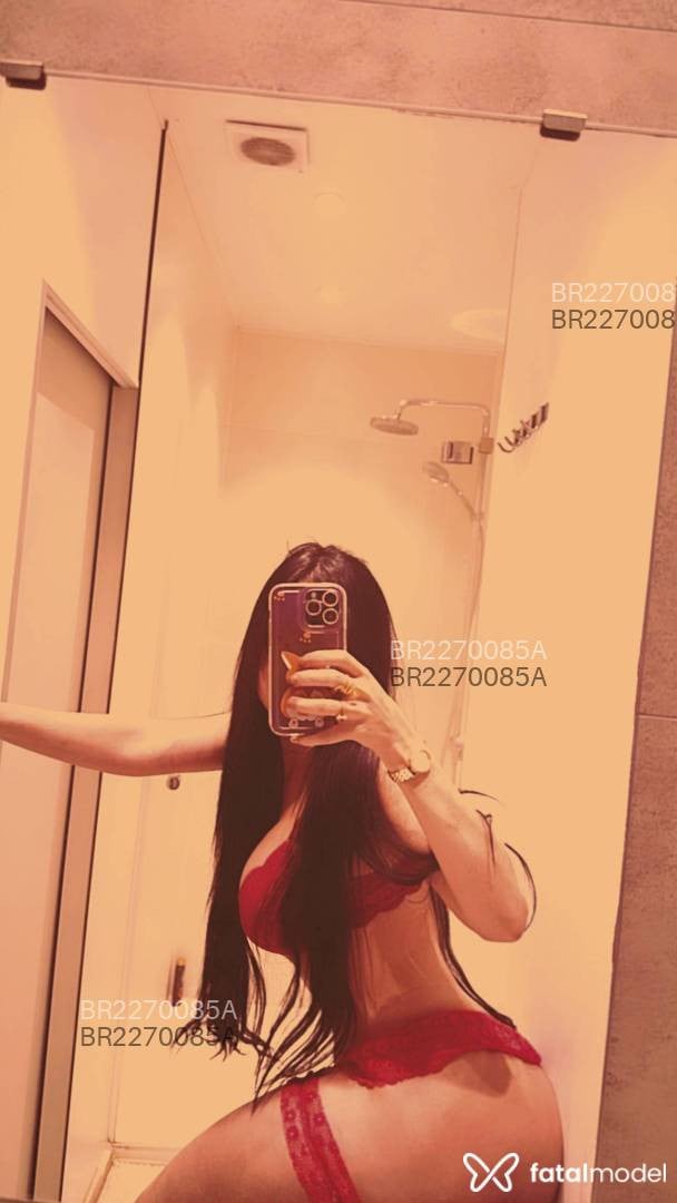 Acompanhante mulher morena (o) de olhos pretos em Brasília Acompanhante mulher morena (o) de olhos pretos em Brasília - Luiza