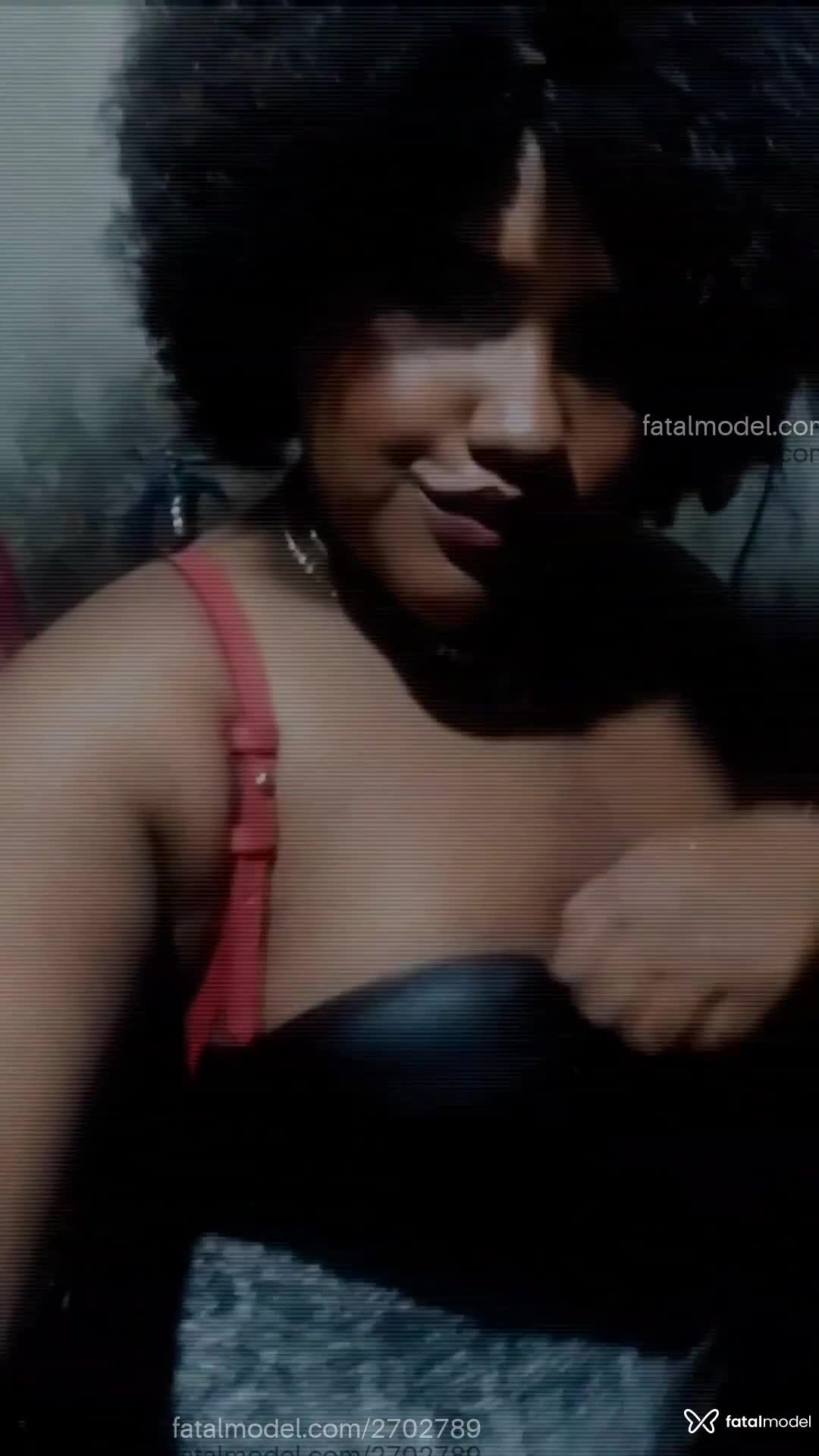 Acompanhante mulher morena (o) de olhos castanhos em Pindamonhangaba - Talita