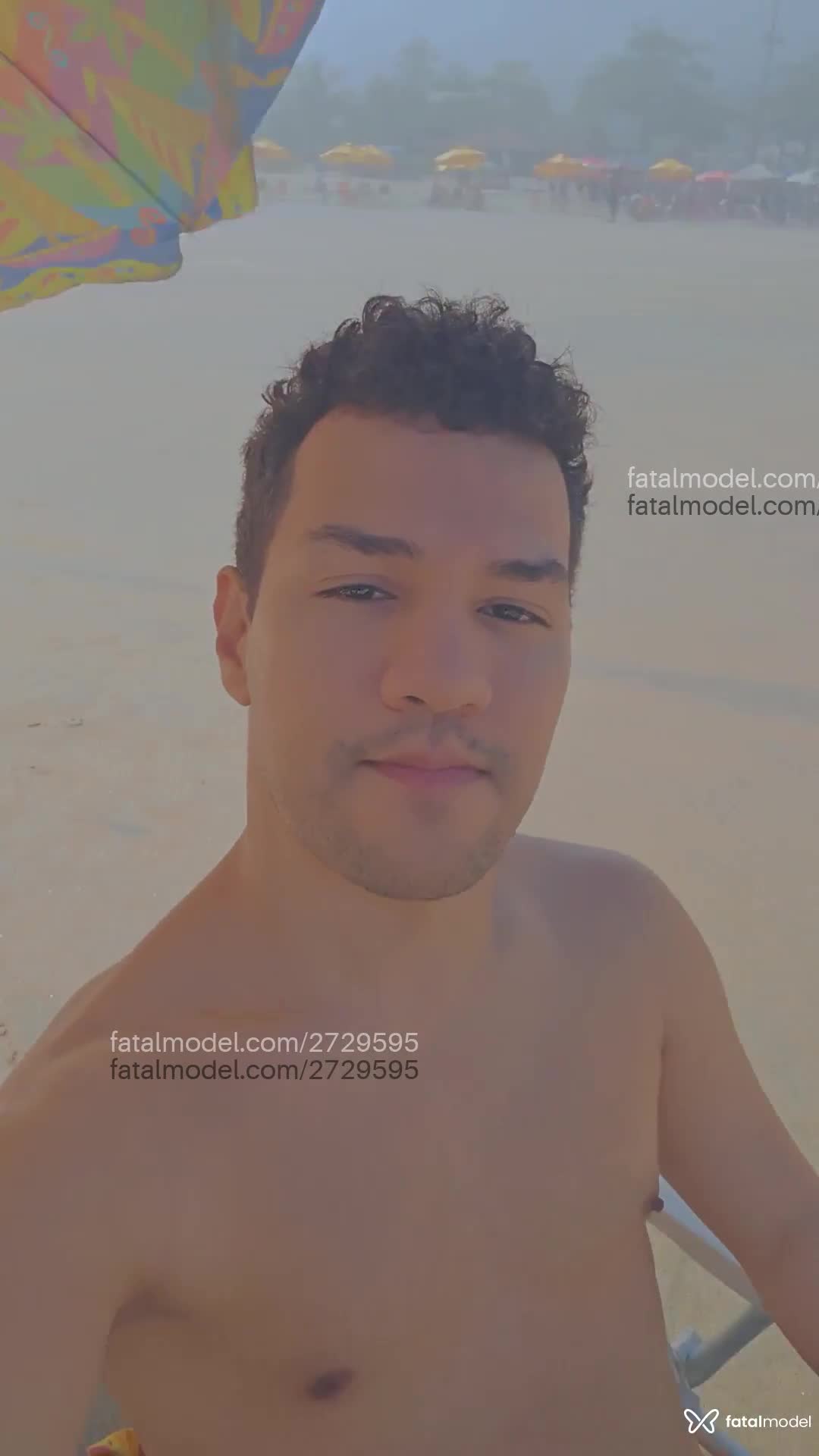 Acompanhante homem com cabelo castanho de olhos pretos em Santos - Erik Walker
