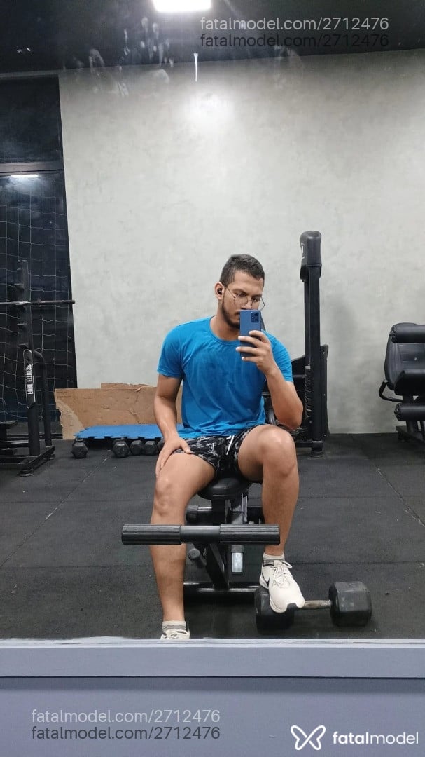 Acompanhante homem morena (o) de olhos castanhos em Belém - Gomes