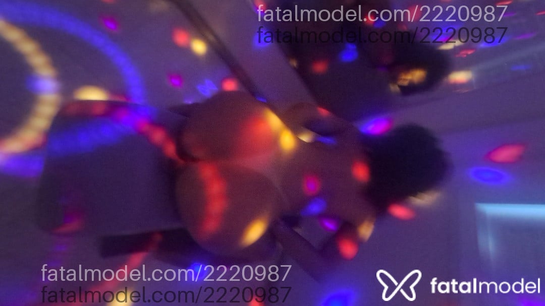 Acompanhante mulher trans com cabelo castanho de olhos castanhos em Salvador - Enndy Dells