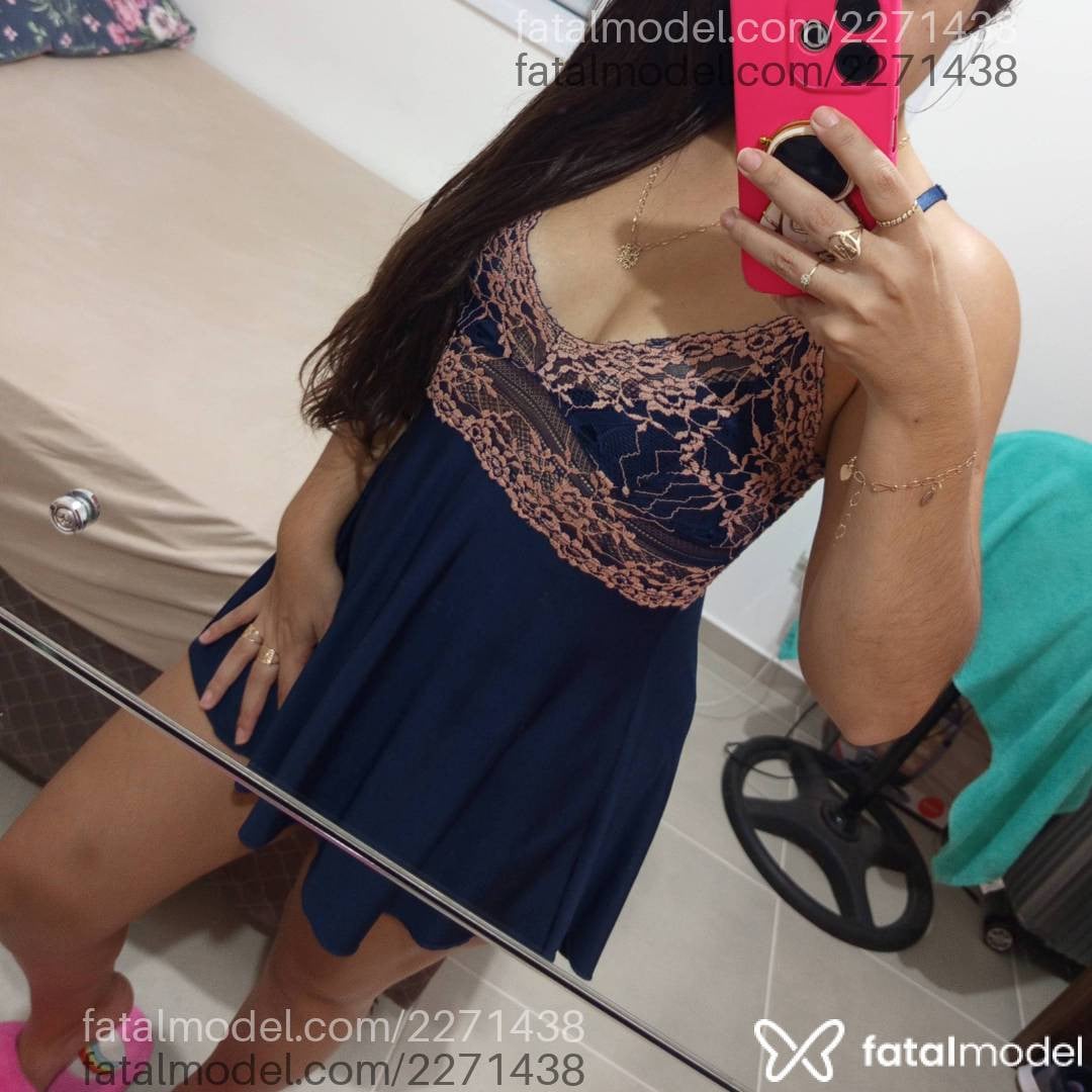 Acompanhante mulher com cabelo castanho de olhos verdes em Venâncio Aires - Luíza