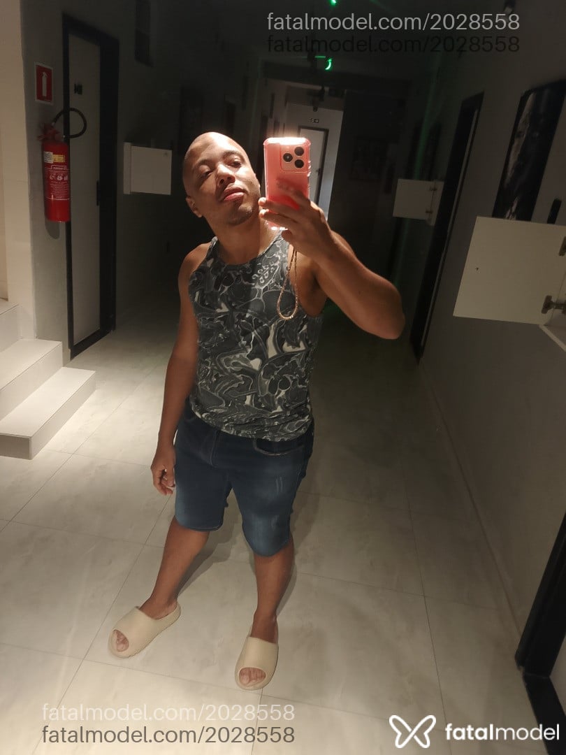 Acompanhante homem morena (o) de olhos castanhos em Salvador - Marlisson