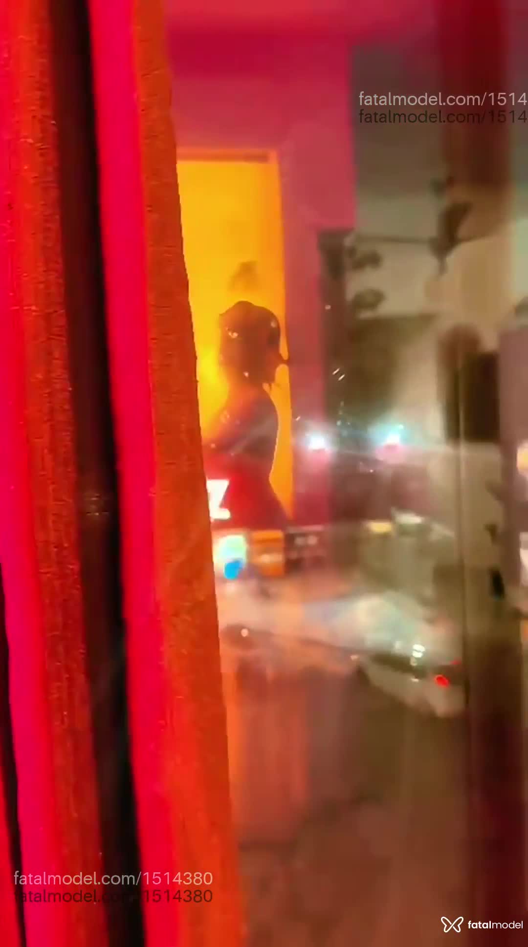 Acompanhante travesti loira (o) de olhos verdes em Brusque - Duquesa