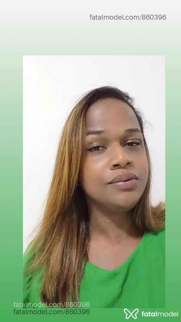 Acompanhante trans loira (o) de olhos pretos - Franciela Almeida