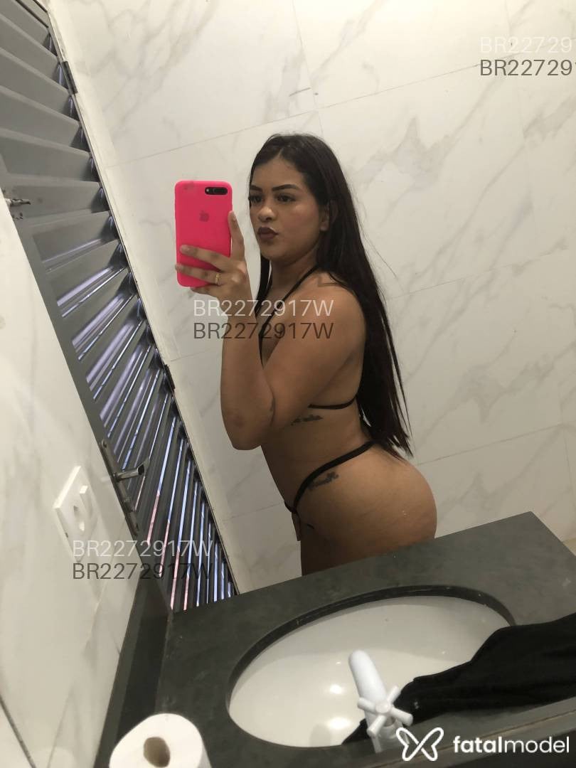 Acompanhante mulher com cabelo castanho de olhos castanhos em Uberlândia - Bruna