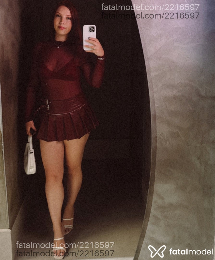 Acompanhante mulher com cabelo castanho de olhos castanhos - Amora Acompanhante mulher com cabelo castanho de olhos castanhos - Amora