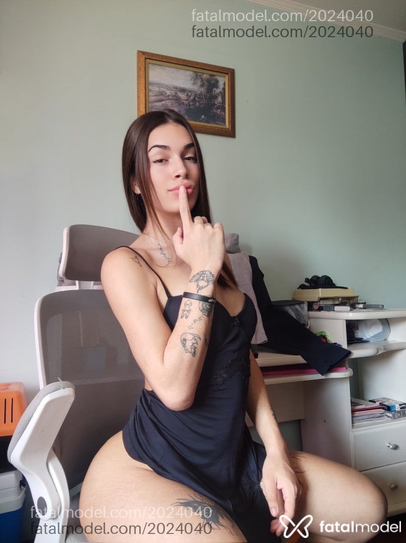 Acompanhante mulher trans morena (o) de olhos castanhos em São Leopoldo - Verônica