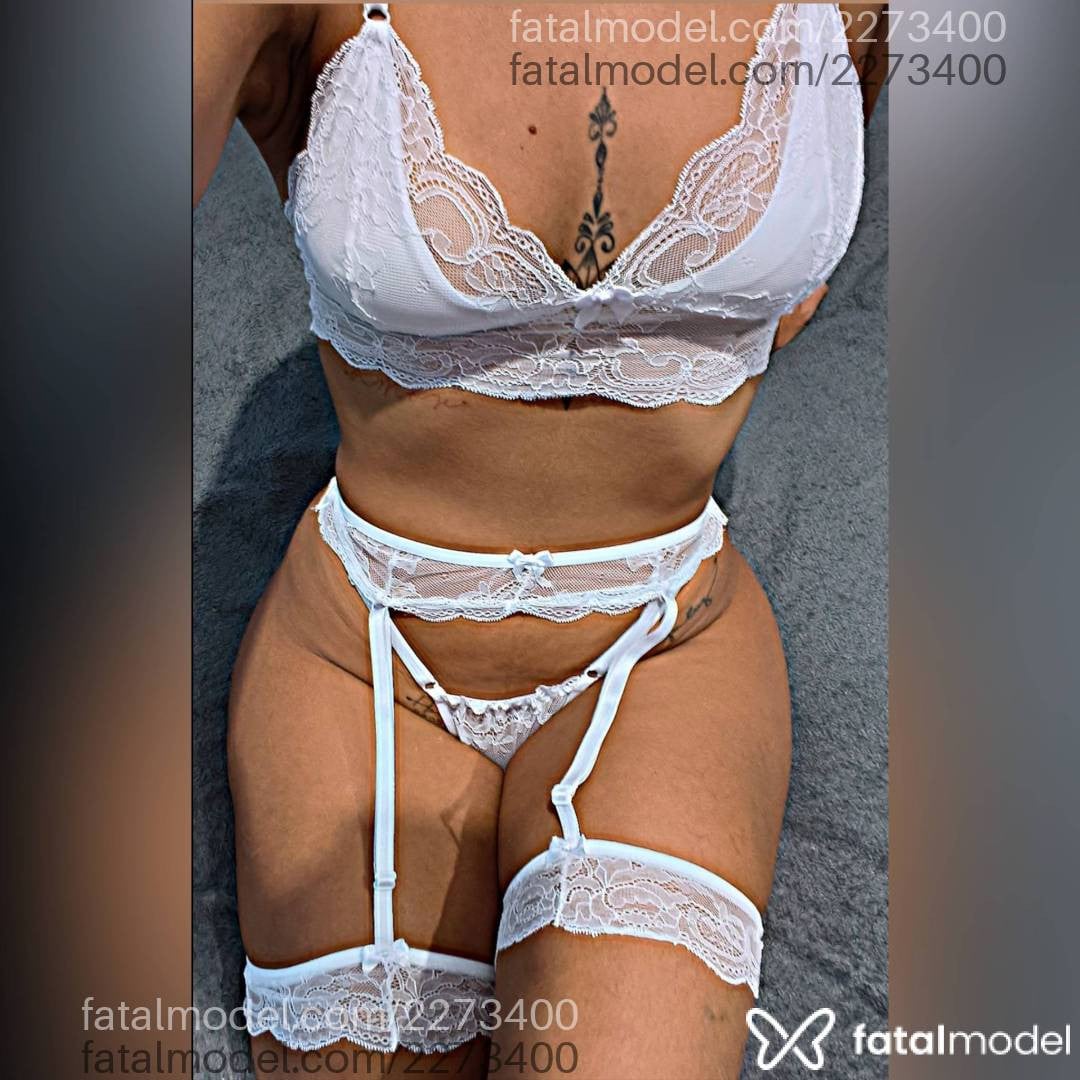 Acompanhante mulher loira (o) de olhos castanhos em Limeira - Anee