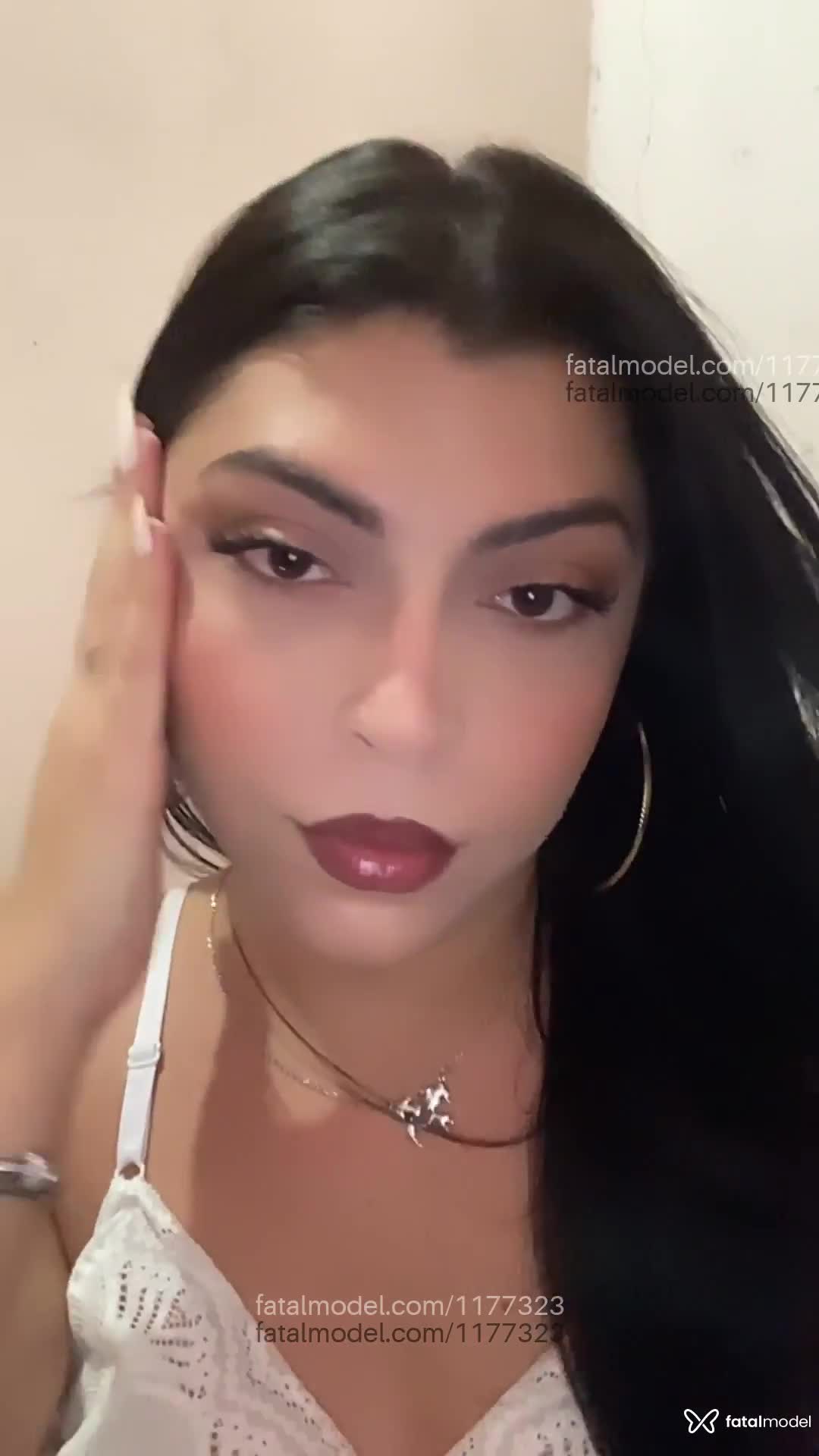 Acompanhante mulher trans morena (o) de olhos castanhos em Fortaleza - Bia Arantes