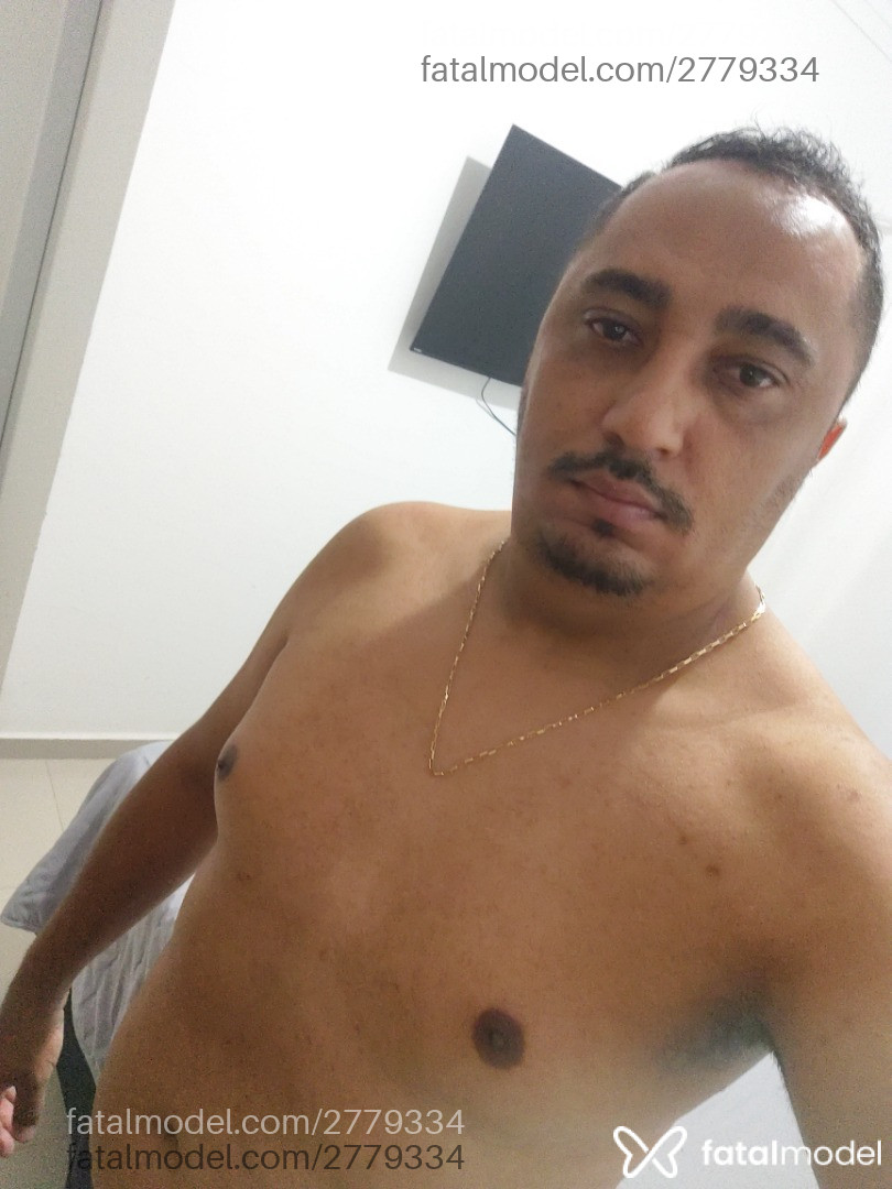 Acompanhante homem morena (o) de olhos castanhos em São José do Rio Preto - Gabriel