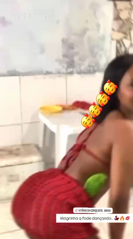 Acompanhante mulher morena (o) de olhos pretos - Natielly