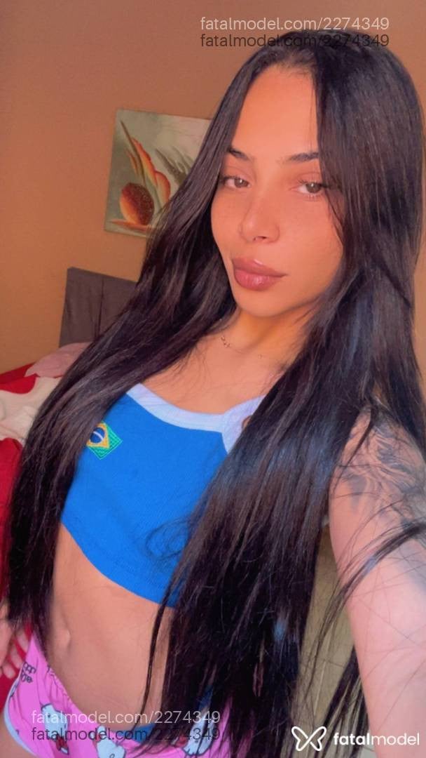 Acompanhante mulher com cabelo castanho de olhos castanhos - Melissa Mendes
