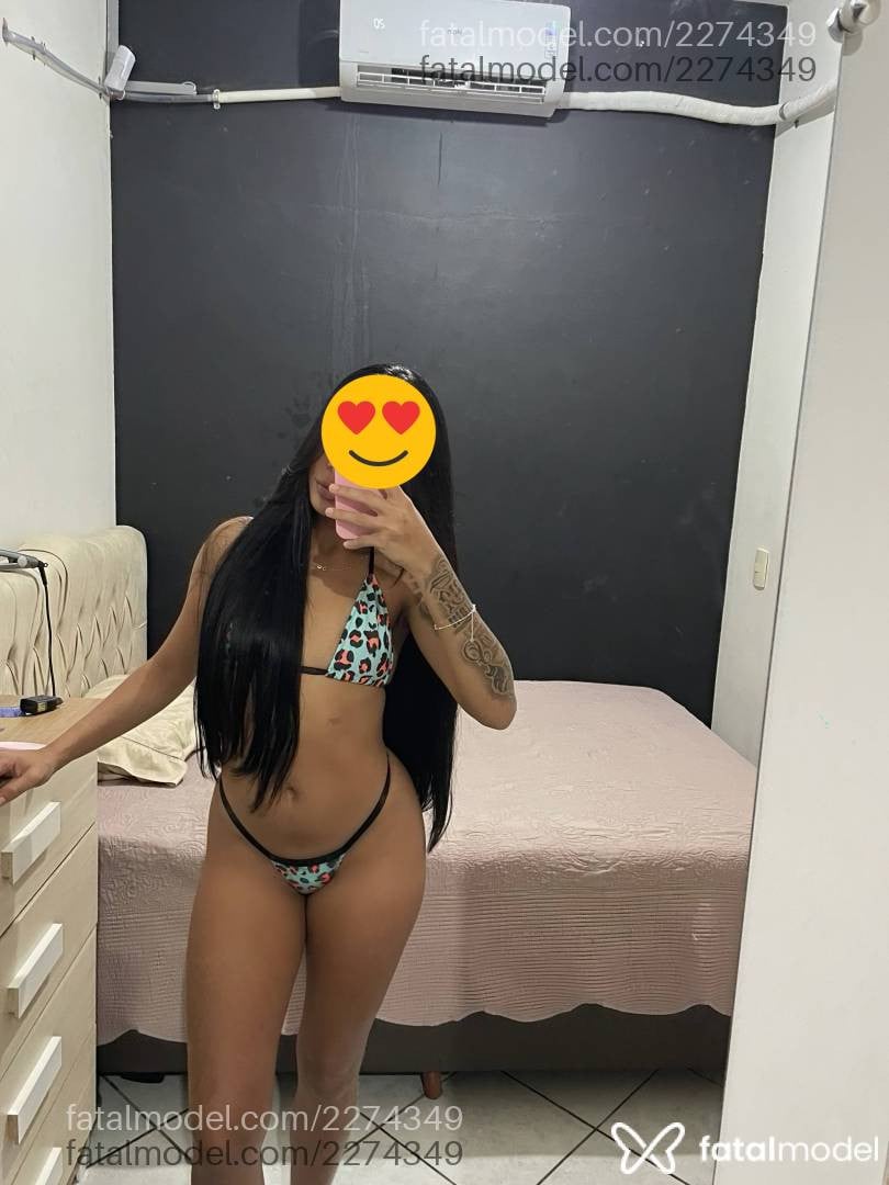 Acompanhante mulher com cabelo castanho de olhos castanhos - Melissa Mendes