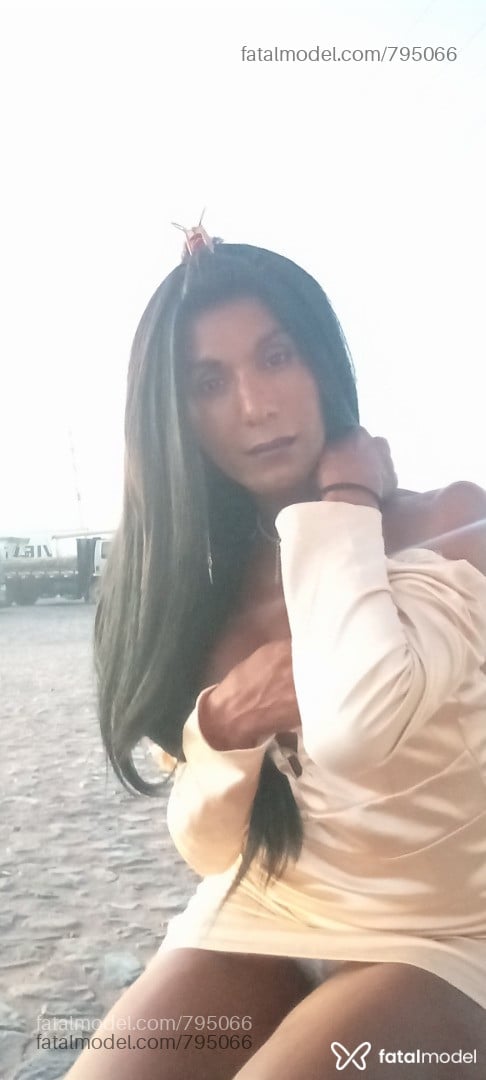 Acompanhante travesti morena (o) de olhos pretos em Sobral Acompanhante travesti morena (o) de olhos pretos em Sobral - Kellymorais