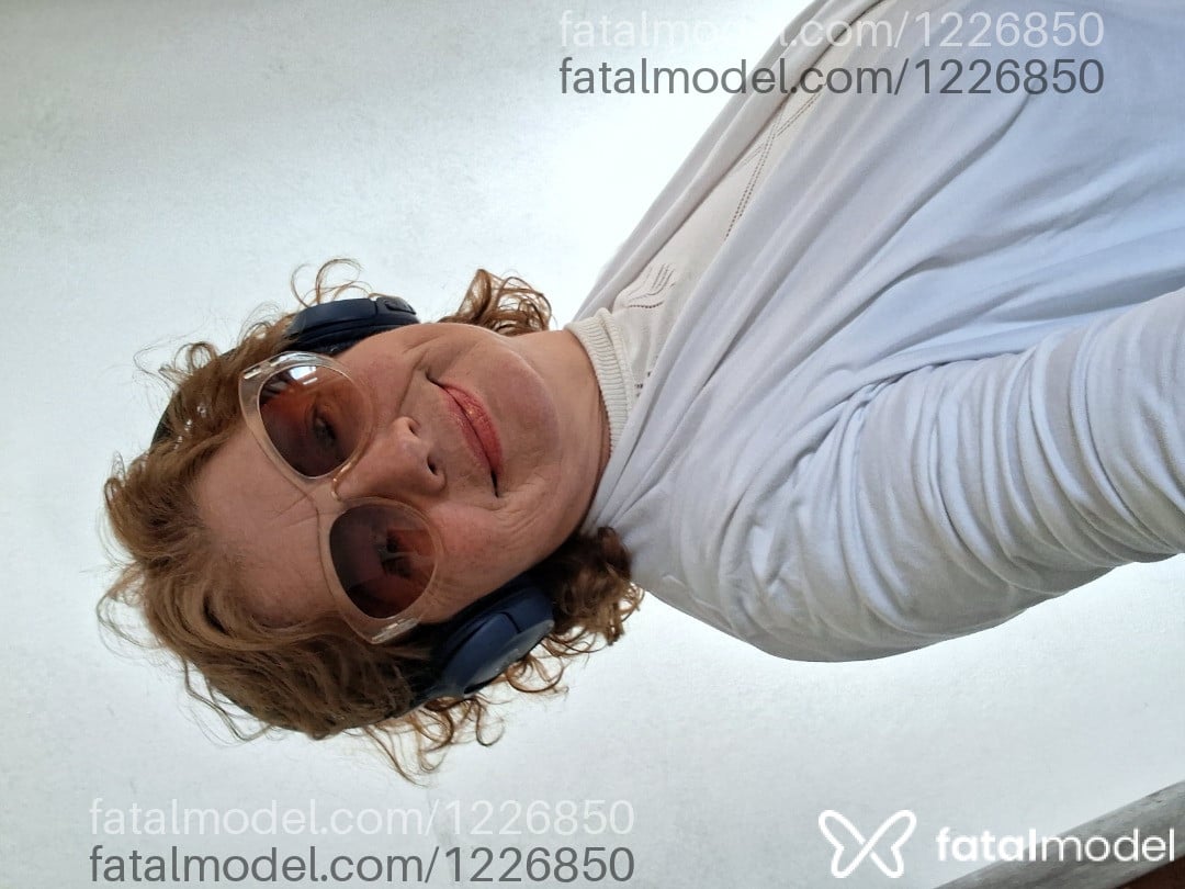 Acompanhante mulher loira (o) de olhos mel em Florianópolis - Luiza